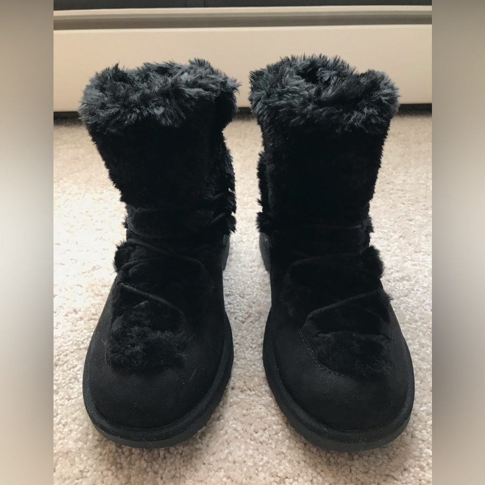 Women’s Faux Fur Short Boot (Black)